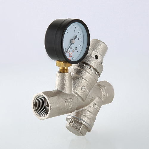Подпиточный клапан 1/2" с фильтром и манометром Valtec VT.515.N.04
